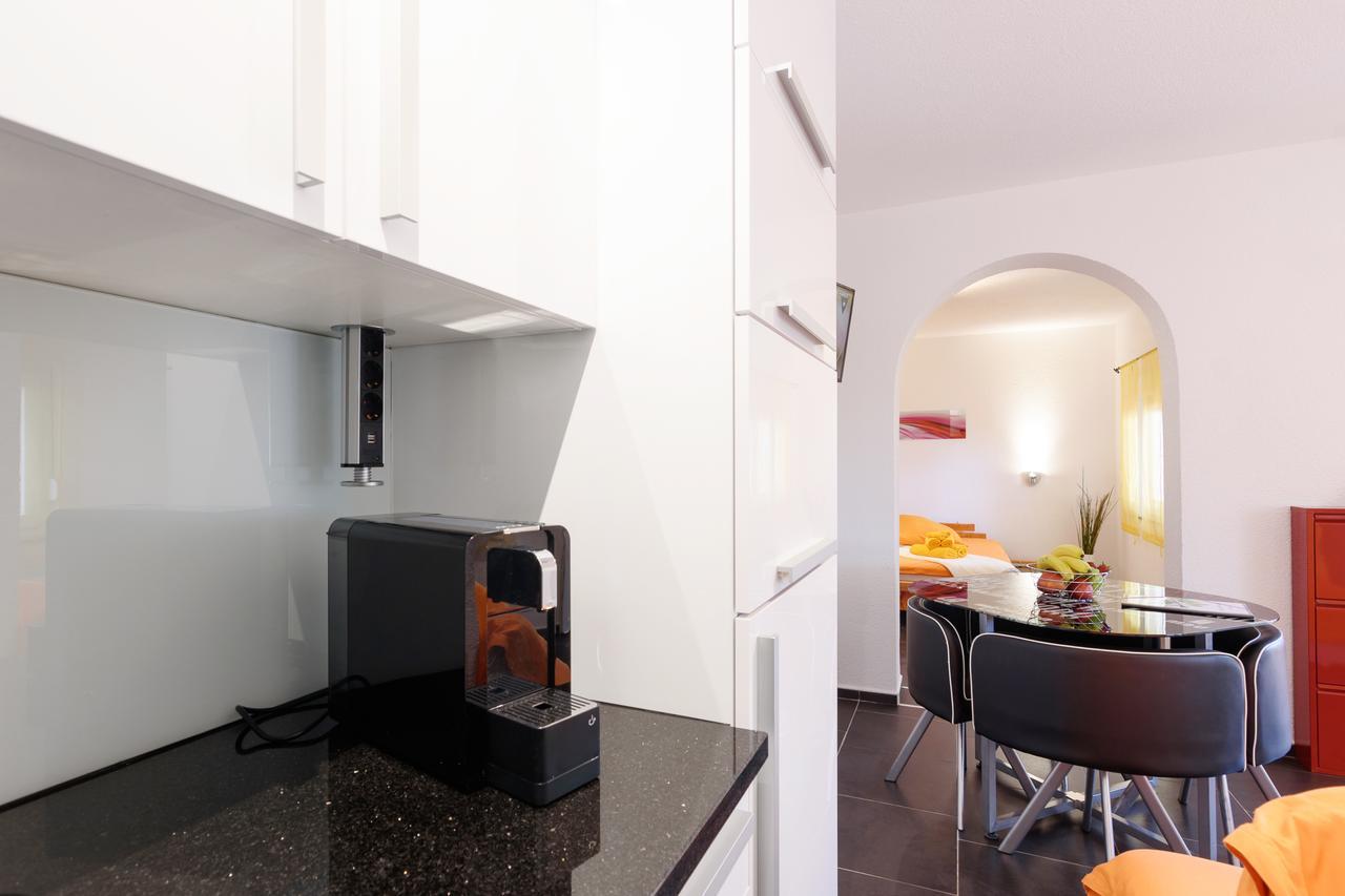 Studio Apartment Maslina Gornji Karin Exterior foto